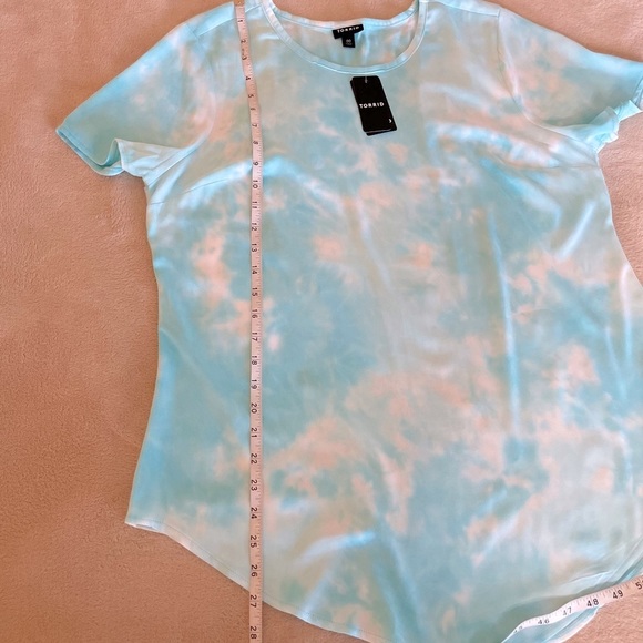 Torrid Soft Short Sleeve Cloud Top - Size 00 (M) - Picture 11 of 13